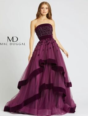 Mac Duggal Strapless Plum Ball Gown Beaded Floral Tulle Size 6 NWT